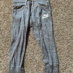 Nike lounge sweats